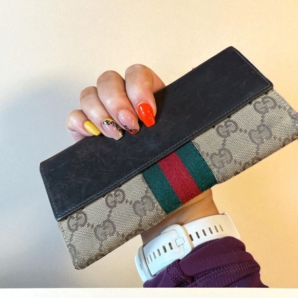 Gucci Handbags - Gucci Black Monogram Clutch Wallet cards leather luxury designer red green women